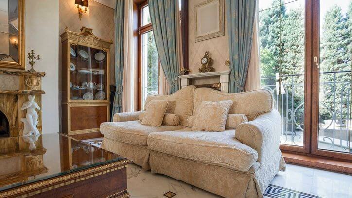 Antique buyers, Estate liquidators Vero Beach, Florida. Updated 2025